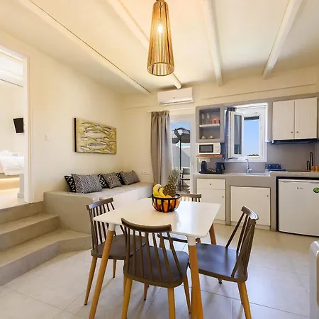 Vammos Luxury Residences דירה