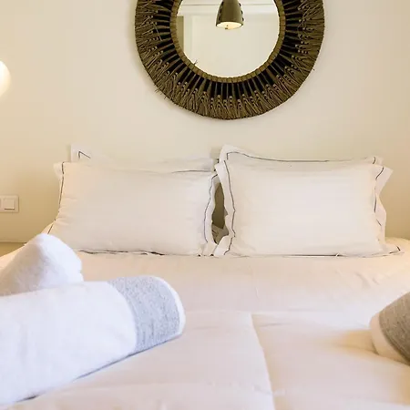 Vammos Luxury Residences * נאוסה