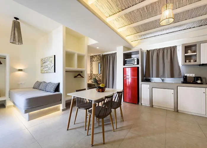 Vammos Luxury Residences Apartman Náusza