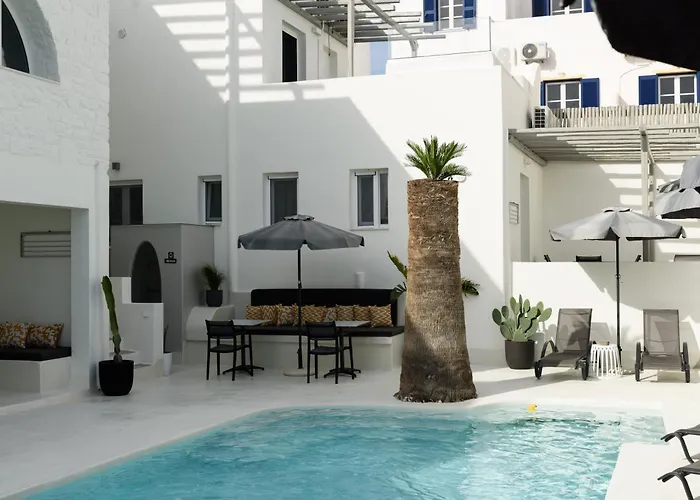 Vammos Luxury Residences Náusza