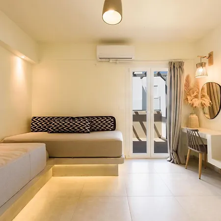 Vammos Luxury Residences Naousa (Paros)