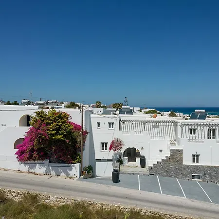 Vammos Luxury Residences * Naousa (Paros)