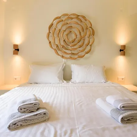 Vammos Luxury Residences *